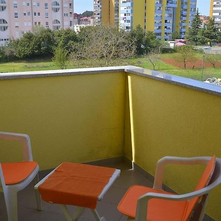 Apartman Ana Pula - Calm, Free Parking, Close To Center 外观 照片