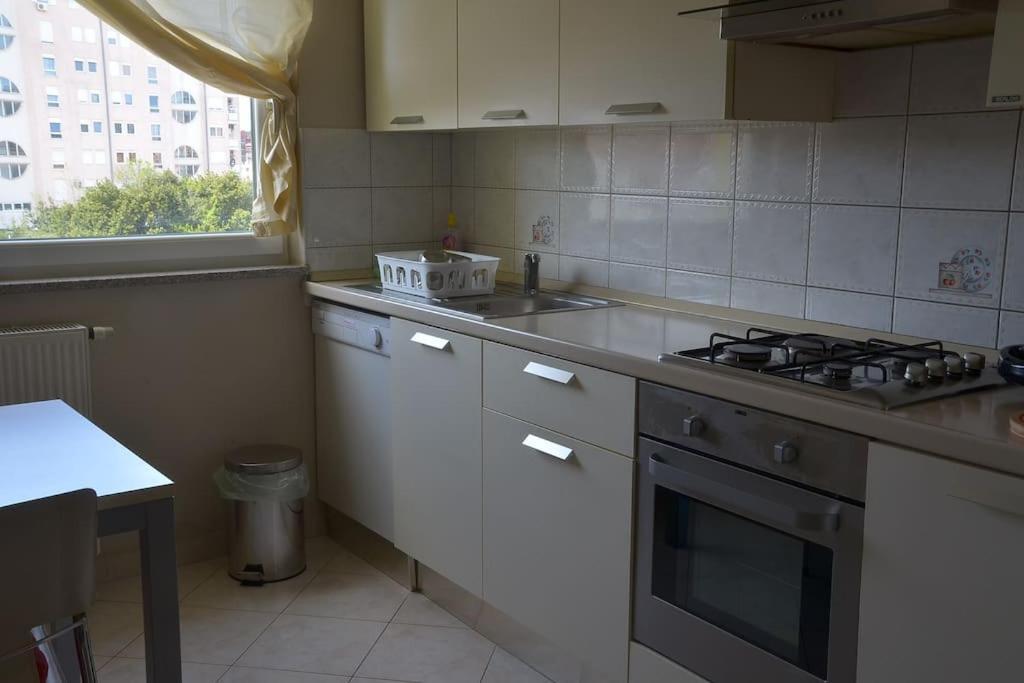 Apartman Ana Pula - Calm, Free Parking, Close To Center 外观 照片